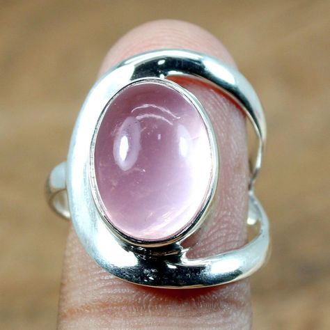 Natural Rose Quartz 925 Sterling Silver Pink Stone Simple Beautiful Boho Stacking Handmade Men Women Ring Anniversary Gift Ring Jewelry by silverdesignerrings on Etsy Purple Stone Rings, Beautiful Rings Vintage, Big Stone Ring, Antique Silver Rings, Rose Quartz Ring, Silver Engagement Rings, Women Ring, Silver Rings Handmade, Gift Ring