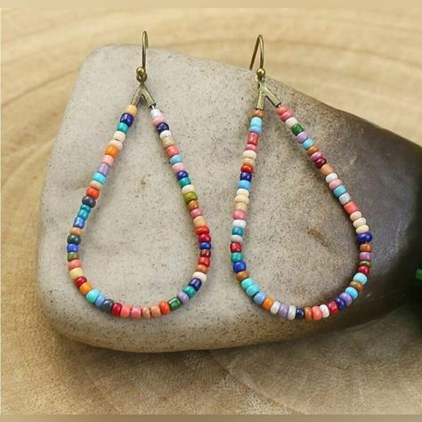 Cute Multi Colored Dangle Earrings, Nwt Simple Bead Earrings, Water Drop Earrings, Seed Bead Earrings, Bead Jewellery, Seed Bead Jewelry, Acrylic Earrings, Beaded Jewelry Diy, Water Drop, Beaded Dangles