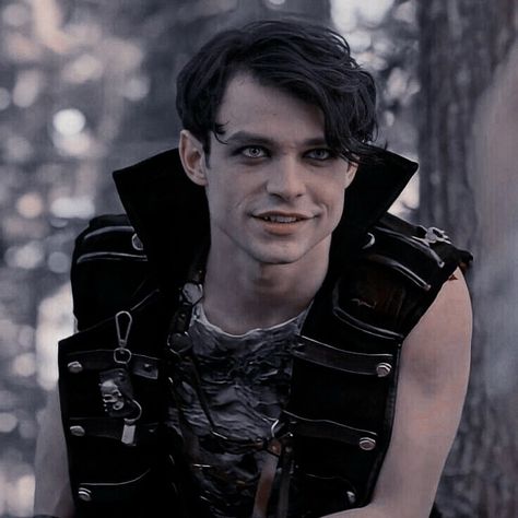 Harry Hook Icon, Descendants Harry, Harry Hook Descendants, Hook Descendants, Descendants Icons, Disney Dudes, Descendants Pictures, Harry Hook, Mal And Evie