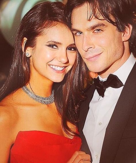 Nina Dobrev And Ian Somerhalder, Ian E Nina, Damon Elena, Ian And Nina, Sean Leonard, Ian Joseph Somerhalder, Ian Somerhalder Vampire Diaries, Damon Salvatore Vampire Diaries, Vampier Diaries