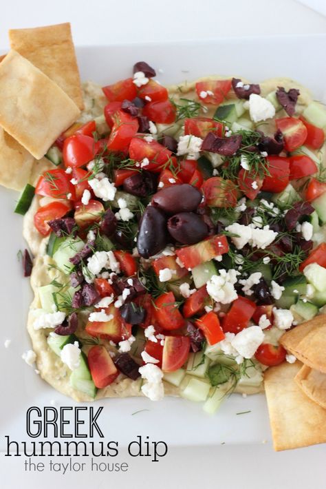 Delicious and Festive Greek Hummus Dip loaded with veggies and Kalamata Olives! Greek Hummus Dip, Olive Hummus, Greek Hummus, Hummus Dip, Salad Pasta, Hummus Recipe, Kalamata Olives, Greek Recipes, Mediterranean Recipes