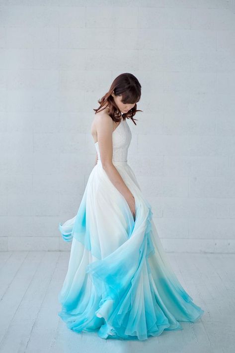 Teal Wedding Dress, High Low Wedding Dress, Flowing Wedding Dresses, Diamond Dresses, Dye Wedding Dress, Ombre Wedding Dress, Allure Wedding Dresses, Simple Bridal Gowns, How To Dress For A Wedding