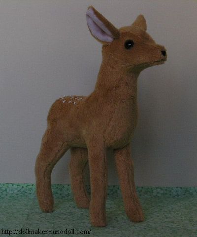 Fawn Plush, Felt Animal Patterns, Plushie Patterns, Sewing Stuffed Animals, Plush Pattern, Felt Toys, Felt Art, Felt Animals, Felting Projects