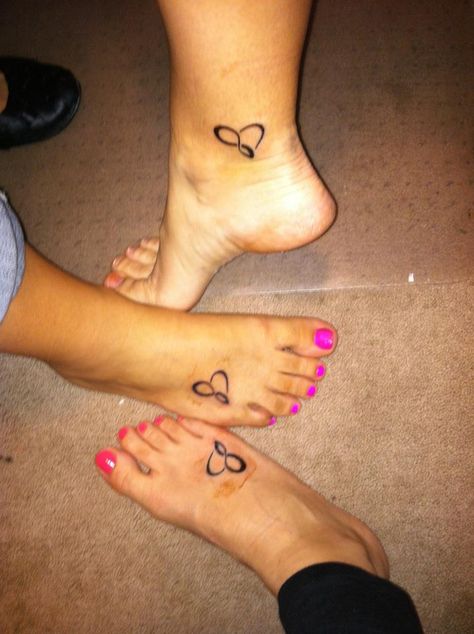 Love <3 sisters @Angela Gray Brio Schervish @Lana Russo  or we could get tattoos! LOL Sisterhood Tattoos, 3 Sisters Tattoo Ideas, 3 Friend Tattoos, 3 Sister Tattoos, Daughters Tattoo, Bestie Tats, Sister Tattoos For 3, Matching Friendship Tattoos, Mommy Daughter Tattoos