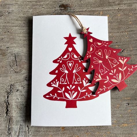 Noel Christmas Cards Handmade, Christmas Linocut Cards, Lino Print Ideas Christmas, Scandi Christmas Cards, Christmas Linocut Prints, Linoprint Christmas Cards, Linocut Prints Christmas, Linocut Christmas Cards, Xmas Linocut