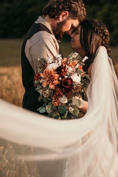 Cinnamon Rose Wedding Florals, Terracotta Burgundy Wedding Bouquet, Burgundy Terracotta Sage Wedding, Dusty Rose Burnt Orange Wedding, Burgundy Terracotta Wedding, Fall Bridal Bouquet September, Fall Wedding Arch Flowers, Sage And Burgundy Wedding, Burgundy And Terracotta Wedding