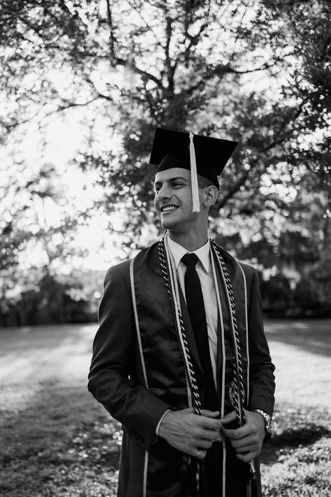 FSU Grad | Miami Graduation Photographer | FIU, UM, FAU, FSU, UF, UCF | Cute Graduation Poses | Grad Inspo | Graduation Photoshoot Props | Graduation Caps | FIUgrad | Cute grad photo poses PhD Grad Photos | Grad photo throwing papers | Doctor in Nursing | Grad Poses | Sorority Grad Photos | Guy Grads | Male Grad Photo | Grad Photos for Guys | Guy Poses | Male Poses | ZBT | Fraternity Graduation Photos Male Graduation Pictures, Cute Graduation Poses, Grad Poses, Cap And Gown, Graduation Cap, Miami, Photographer