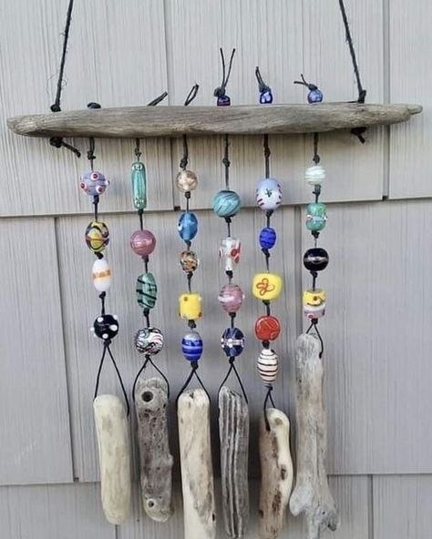 Drift Wood Ideas Driftwood Art Diy, Driftwood Wind Chime Diy, Home Made Wind Chimes, Driftwood Crafts Wall Hangings, Driftwood Chimes, Driftwood Wind Chimes, Driftwood Wind Chime, Drift Wood Art, Wooden Wind Chimes