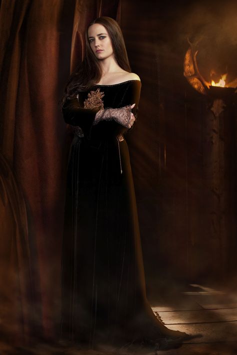 Eva Green Camelot, Morgan Le Fay, Goth Art, Helen Mirren, Actrices Hollywood, Eva Green, Dark Gothic, Black Community, Fashion Black