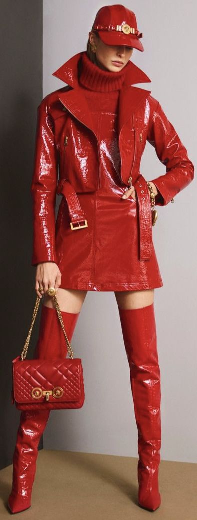 Dolly Fashion, Woman In Red, Red Boots, Outfit Trends, 2020 Fashion, Looks Chic, Red Outfit, Leather Outfit, Fashion 2018