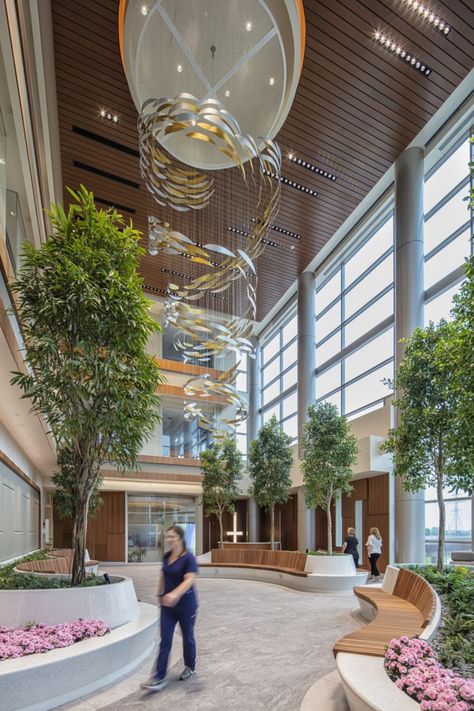 Hospital Design Architecture, Atrium Design, Healthcare Interior Design, Hospital Architecture, Hospital Interior, Lobby Interior, Hospital Interior Design, Palliative Care, Hospital Design