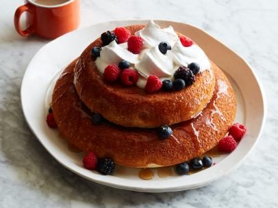 Super Fluffy Pancakes Recipe, Fluffy Pancakes Recipe, Super Fluffy Pancakes, Fluffy Pancake Recipe, Food Network Canada, Fluffy Pancakes, Savoury Cake, Pancake Recipe, Oven Baked