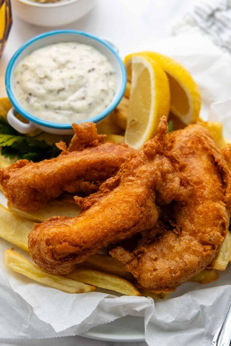 Crispy, Battered Gluten-Free Fried Fish Catfish Batter Recipe, Gluten Free Fish Batter, Fried Fish And Chips, Gluten Free Fish And Chips, Fish And Chips Batter, Gluten Free Fish Recipes, Fried Fish Batter, Gluten Free Dairy Free Recipes Dinner, Beer Battered Fish Recipes