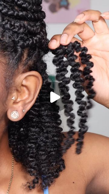 Braided Curled Hair, Natural Hairstyles For Black Women Braid Out, How To Twist Your Hair For Curls, Braid Twist Out Natural Hair, Twa Braids Short Natural Hair, Braid Our Natural Hair, 4b Hairstyles Short Natural Hair, 4b Braid Out, Two Strand Twist Out Natural Hair