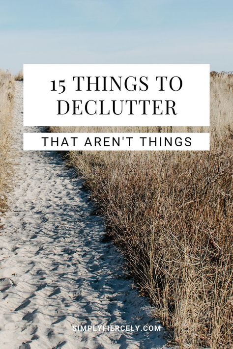 Declutter Life, Decluttering List, Things To Declutter, Minimalist Closet, Minimalism Lifestyle, Life List, Organize Declutter, Life Moments, Minimalist Lifestyle