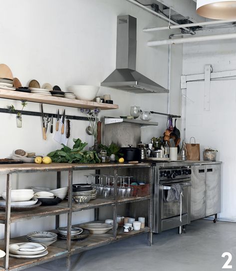 Commercial Kitchen Design, Industrial Kitchen Design, Industrial Style Kitchen, Ceramics Studio, Stainless Kitchen, Freestanding Kitchen, Industrial Kitchen, Stil Inspiration, Industrial House