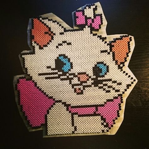 Hama Disney, Pearl Beads Pattern, Marie Aristocats, Hama Beads Design, Diy Perler Bead Crafts, Bead Sprite, Diy Perler Beads, Animal Quilts, Iron Beads