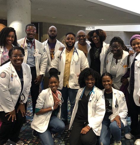 Junior Doctor Aesthetic, Black Doctor Vision Board, Black Doctors Aesthetic, Black Dietitian, Doctor Aesthetic Black Women, Black Physician Assistant Aesthetic, Black Medical Students, Black Scientists Aesthetic, Black Doctor Aesthetic