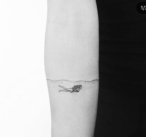 Mermaid Swimming Down Tattoo, Person Swimming Tattoo, Snorkel Tattoo Ideas, Scuba Diver Tattoo Ideas, River Tatoos Ideas, Woman In Water Tattoo, Fine Line Tattoo Water, Snorkeling Tattoo, Fine Line Frog Tattoo