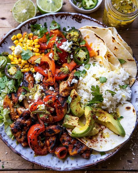 Just whipped up these vibrant Southwestern Chicken and Rice Bowls! Perfect for a nutritious family dinner. Visit website for full recipe at https://northeastnosh.com/f/fiesta-chicken-bowls-with-cilantro-lime-drizzle #northeastnosh #fiestabowls #chickenrecipes #cilantrolime #tajinspice #healthyeats #mexicanflavors #weeknightdinner #familymeals #colorfuldishes #nutritiousanddelicious #spicychicken #ricebowl #salsaverde #homemadecooking #foodiefeature Southwestern Chicken Bowl, Southwestern Chicken And Rice, Chicken And Rice Bowls, Cilantro Lime Vinaigrette, Dessert Pasta, Southwestern Chicken, Fiesta Chicken, Chicken Bowls, Main Entrees