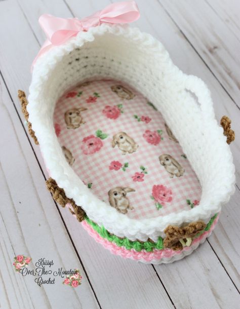 Mountain Crochet, Crocheted Basket, Baby Doll Bed, Baby Afghan Crochet Patterns, Crochet Storage Baskets, Doll Cradle, Baby Afghan Crochet, Doll Beds, Baby Cot