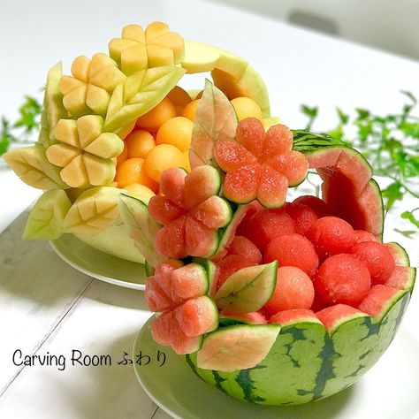 Tumpeng Buah, Fruit Carving Ideas, Edible Fruit Arrangements, Fruit Buffet, Fruits Decoration, Fruit Creations, Fruit Platter Designs, Decorações Com Comidas, Fruit Displays