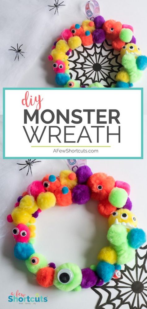 Diy Halloween Party, Monster Wreath, Diy Monsters, Hallowen Ideas, October Crafts, Fun Halloween Crafts, Halloween Arts And Crafts, Diy Halloween Decor, Easy Halloween Crafts