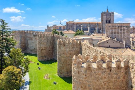 Ávila, Spain Avila Spain, Toledo Cathedral, Cities In Spain, Walled City, Cities In Europe, Watch Tower, Andalusia, Ancient Cities, Unesco World Heritage Site