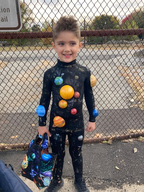 #boymom #halloween #halloweencostume #solarsystem #outofthisworld #threadandwine Solar System Costume, Science Costumes, Space Costumes, Whole Universe, Space Outfit, Crazy Day, Kids Learning Activities, Stay At Home Mom, Boy Mom