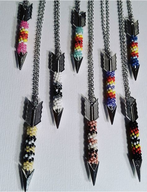 Arrow Bead Pattern, Brick Stitch Pattern Earring, Indigenous Beading, Seed Bead Patterns Free, Arrowheads Design, Native Beading, Native Beading Patterns, Beaded Earrings Native, Beaded Lanyard