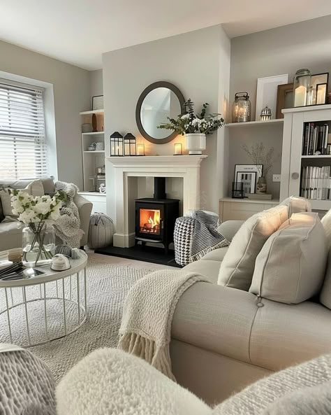 Lounge Ideas With Grey Sofa, Country House Interior Living Rooms, Log Burner Living Room Ideas, Cosy White Living Room, Grey Cottage Living Room, Grey Kitchen Living Room, Cozy Home Decor Ideas Living Room, Nice Apartments Interior, Light Grey Living Room Walls