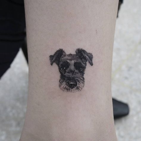 Pet Portrait Tattoos, Pet Memorial Tattoo, Dog Portrait Tattoo, Tattoos Tiny, Tattoo Tree, Portrait Tattoos, Tatoo Inspiration, Explore Tattoo, Summer Tattoo