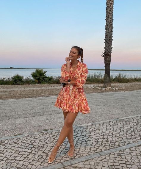 Cruise Formal Night Outfit Women, Outfit Fresco, Bright Dresses, Casual Weekend Outfit, Bright Dress, Vacay Outfits, Orange Outfit, Italy Outfits, Easy Trendy Outfits