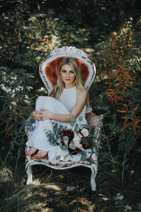 Wooded Photoshoot, Vintage Garden Photography, Antique Photoshoot, Chair Outside Photoshoot, Chair Senior Pictures, Chair Pictures Photo Shoot, Photoshoot With Chair, Chair In Woods Photoshoot, Vintage Inspired Photoshoot