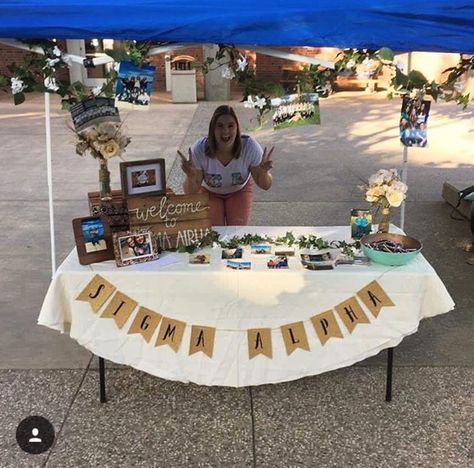 Diy Stall Decoration Ideas, Hiasan Stand Bazar, Sorority Recruitment Table Display, School Stall Ideas, Dekor Stand Bazar Sekolah, Recruitment Table Display, Sorority Tabling Ideas, Stall Decoration Ideas Exhibition, School Booth Ideas