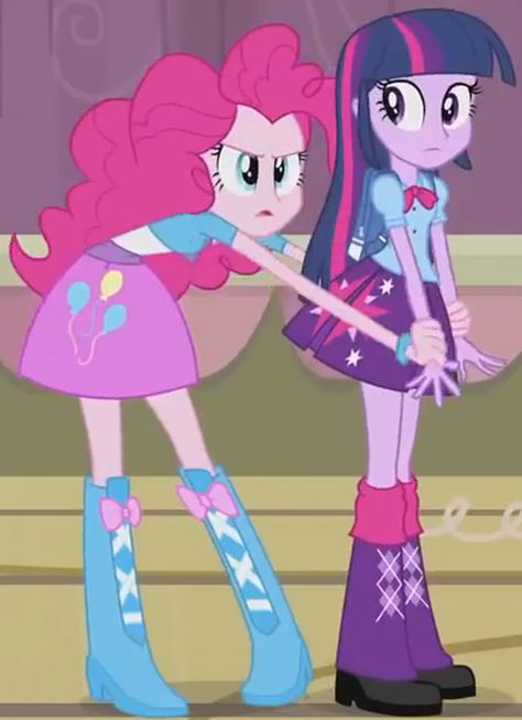 Pinkie Pie Costume, Twilight Equestria Girl, Mlp Ships, Mlp Twilight Sparkle, Halloween Duos, Mlp Twilight, Duo Costumes, Princess Twilight Sparkle, My Little Pony Twilight