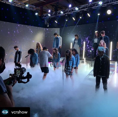 Want to create this fog floor for your Christmas wedding, concert or other winter activity? Check out our instructions at our blog: https://bit.ly/3jpQaor 📷: kw_glee on Instagram Dry Ice Wedding, Diy Fog, Ice Wedding, Wedding Magical, Wedding Concert, Fog Machines, Winter Ball, Photographs And Memories, Snow Ball