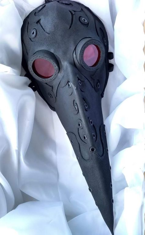 Cool Plague Doctor Mask, Plague Doctor Masquerade Mask, Plague Doctor Modern, Plague Mask Drawing Reference, Plague Doctor Mask Front View, Pleg Doctor Mask, Half Plague Doctor Mask, Crow Mask Aesthetic, How To Make Plague Doctor Mask