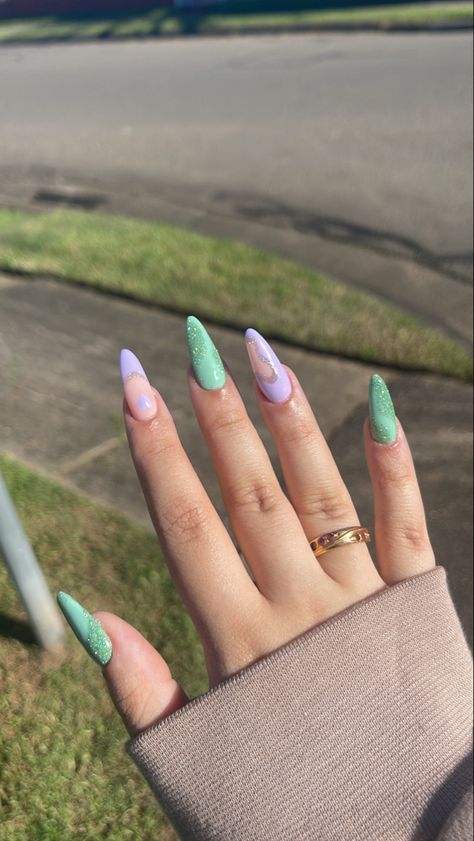 Glitter Nails Green, Green Purple Nails, Green Nails Glitter, Purple French Tip, Purple Nail Ideas, Black And Purple Nails, Rave Nails, Purple Gel Nails, Lime Green Nails