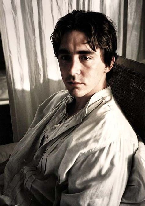 Lee as Roy Walker in The Fall Lee Pace The Fall, Absolute Boyfriend, The Fall 2006, Eiko Ishioka, Elven King, Woodland Realm, Elf King, Writer Jobs, Pushing Daisies