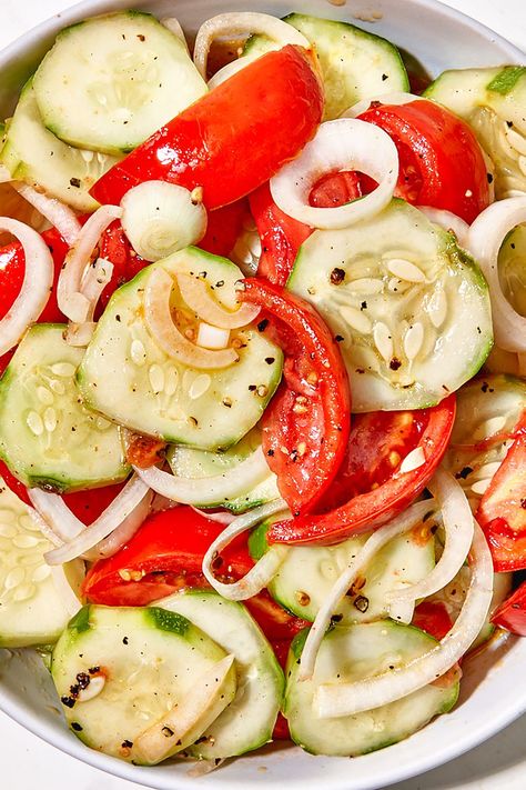 Mom’s Marinated Cucumber Tomato Salad Tomato Cucumber Salad Recipe, Marinated Tomatoes And Cucumbers, Uses For Tomatoes, Tomatoe Cucumber Salad, Tomato Cucumber And Onion Salad, Marinated Cucumbers Onions And Tomatoes, Marinated Tomato Salad, Marinated Veggies, Cucumber Salad Recipes