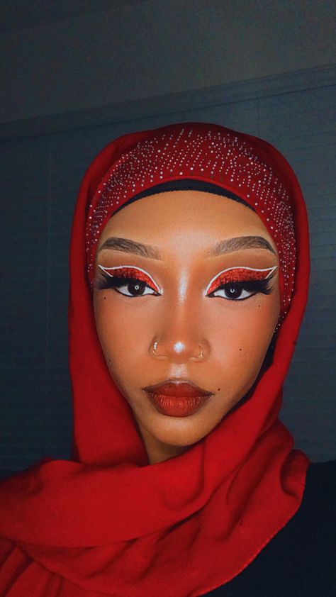 Red Black And White Makeup Looks, Valentine Day Makeup For Black Women, Red And White Eye Makeup, Valentines Makeup Red, Valentine’s Day Makeup Black Women, Red Valentines Makeup, Red Makeup Looks Black Women, Vday Makeup Looks, Valentines Makeup Ideas Simple