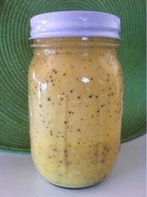 Papaya Salad Dressing, Papaya Seeds, Papaya Salad, Homemade Salads, Food Combining, Eat Fat, Primal Paleo, Gluten Free Pumpkin, How To Eat Paleo