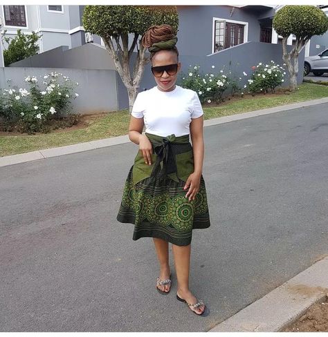 Seshweshwe Skirts, Makoti Outfits, Sepedi Dresses, Sepedi Attire, Setswana Traditional Dresses, Lobola Outfits, Shweshwe Designs, Xhosa Traditional Attire, Ankara Skirts