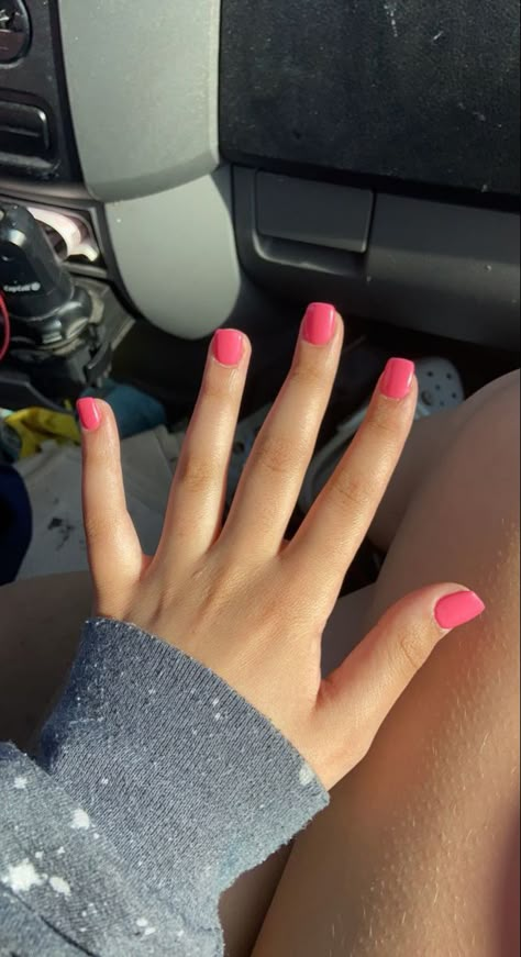 Plain Summer Gel Nails, Neon Sns Nails, Short Square Sns Nails, Short Square Hot Pink Nails, Bright Pink Short Nails, Spring Break Nails Dip, Short Acrylic Nails Square Solid Color, Bright Dip Nails, Short Summer Nails Pink