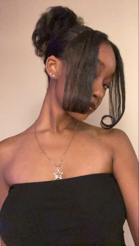 Hairstyles For Silk Press, Black Girls Hairstyles Natural Straight, Black Girls Hairstyles Straightened, Straightened Hairstyles For Black Hair, Mid Bun Hairstyles, Cute Hairstyles Black Women, Silk Press Hairstyle, Silk Press Hairstyles, Pressed Hair