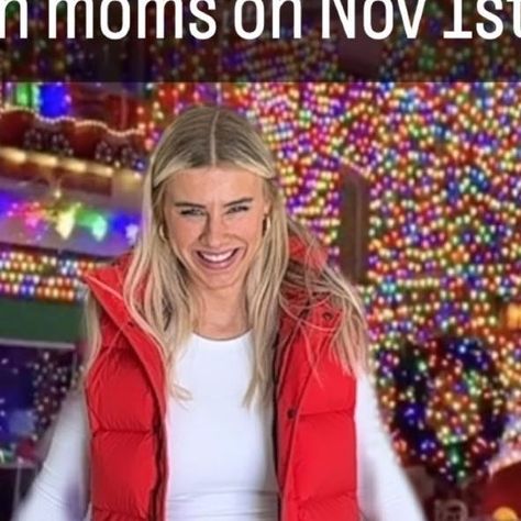 Jane Williamson on Instagram: "54 DAYS 🎄🎅🎁❄️✨⭐️ #utahmoms #utahmom #nov1 #november1st #christmas #readyforchristmas #decorate #christmasdecor #christmastree #skit #jane #janeinsane #mariahcarey #alliwantforchristmasisyou Music: All I want for Christmas by Mariah Carey" Utah Moms On November 1st, Jane Williamson, Utah Mom, Samantha An American Girl Holiday Movie, Natalie Jane Singing, Christmas November 1st Meme, Mom Video, All I Want For Christmas, November 1