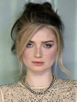 Memphis Eve Sunny Day Hewson, known professionally as Eve Hewson, is an Irish actress. Her first major role was in the drama film This Must Be the Place and s Eve Hewson, Celtic Heritage, Drama Film, The Drama, Sunny Day, Sunny Days, Google Images, Hair Makeup, Most Beautiful