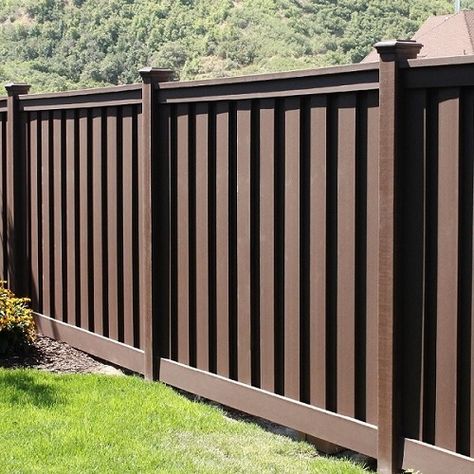 Trex Fencing, the Composite Alternative to Wood and Vinyl – Trex Fencing composite provides a beautiful, unique, low-maintenance alternative to wood and vinyl. Trex Fencing, Privacy Fence Panels, Wood Fence Design, Privacy Fence Designs, Horizontal Fence, Privacy Fences, Wood Plastic Composite, Rope Knots, Fence Landscaping