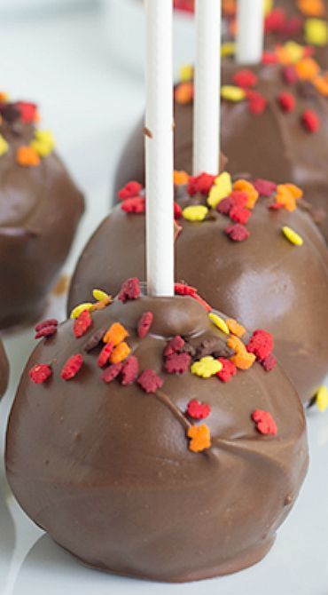 Easy Apple Butter Cake Pops Easy Apple Butter, Thanksgiving Cake Pops, Apple Butter Cake, Fall Cake Pops, Cake Pops Wedding, Thanksgiving Chocolates, Apple Cake Pops, Best Cake Mix, Cake Mix Muffins